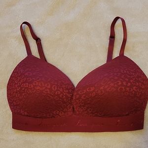PINK Victoria Secret wireless push up t-shirt bra